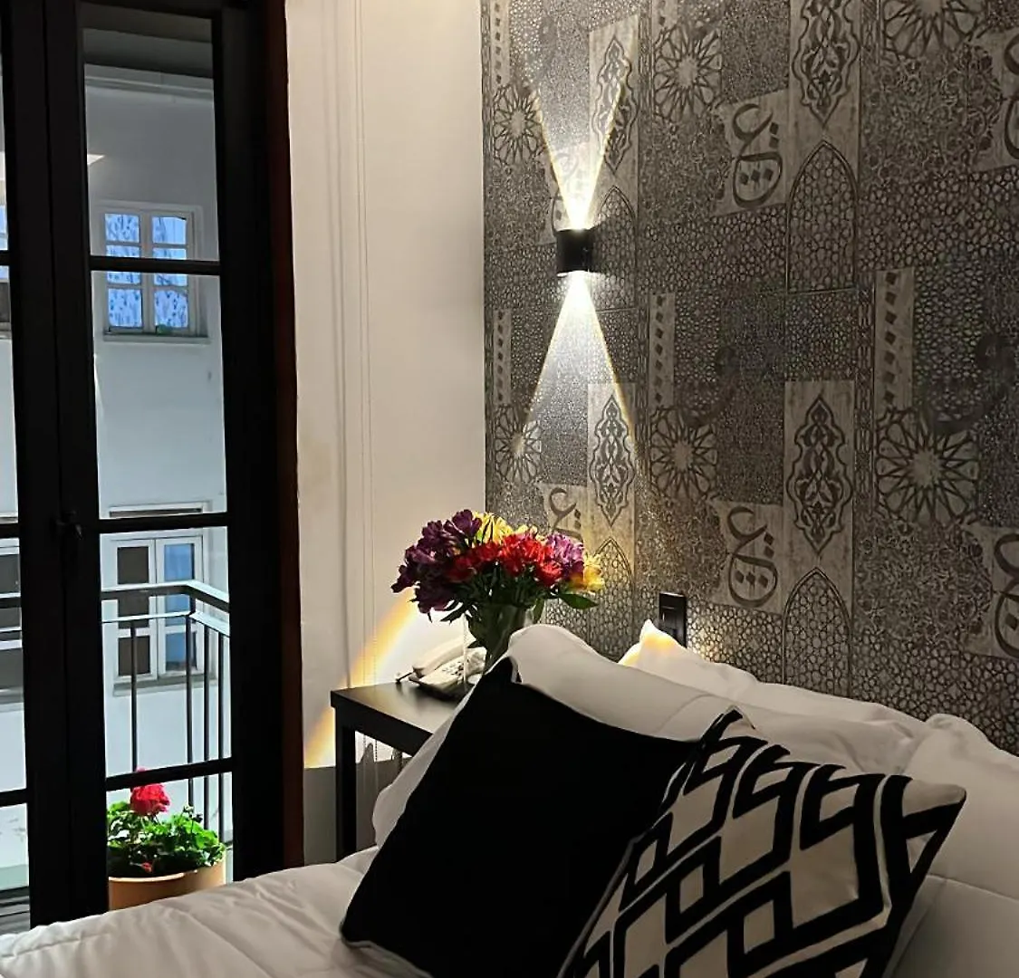 Casa Laura Hotel & Suites Cuenca